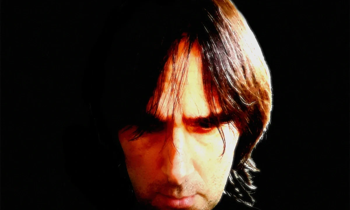 Will Echo's Mirror: The Alt-Rock Anthem Fusing Britpop Hooks and AOR Polish