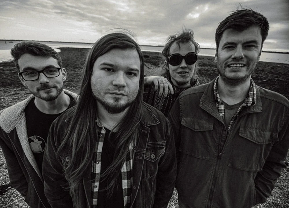 Solcura — Imposter Syndrome: The Grunge Catalogue Gem That Became a Modern Anthem
