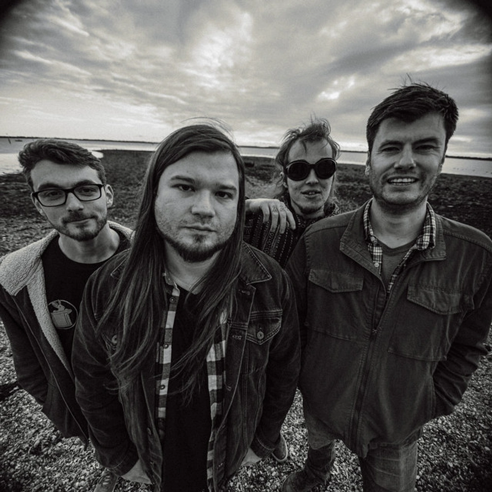 Solcura — Imposter Syndrome: The Grunge Catalogue Gem That Became a Modern Anthem