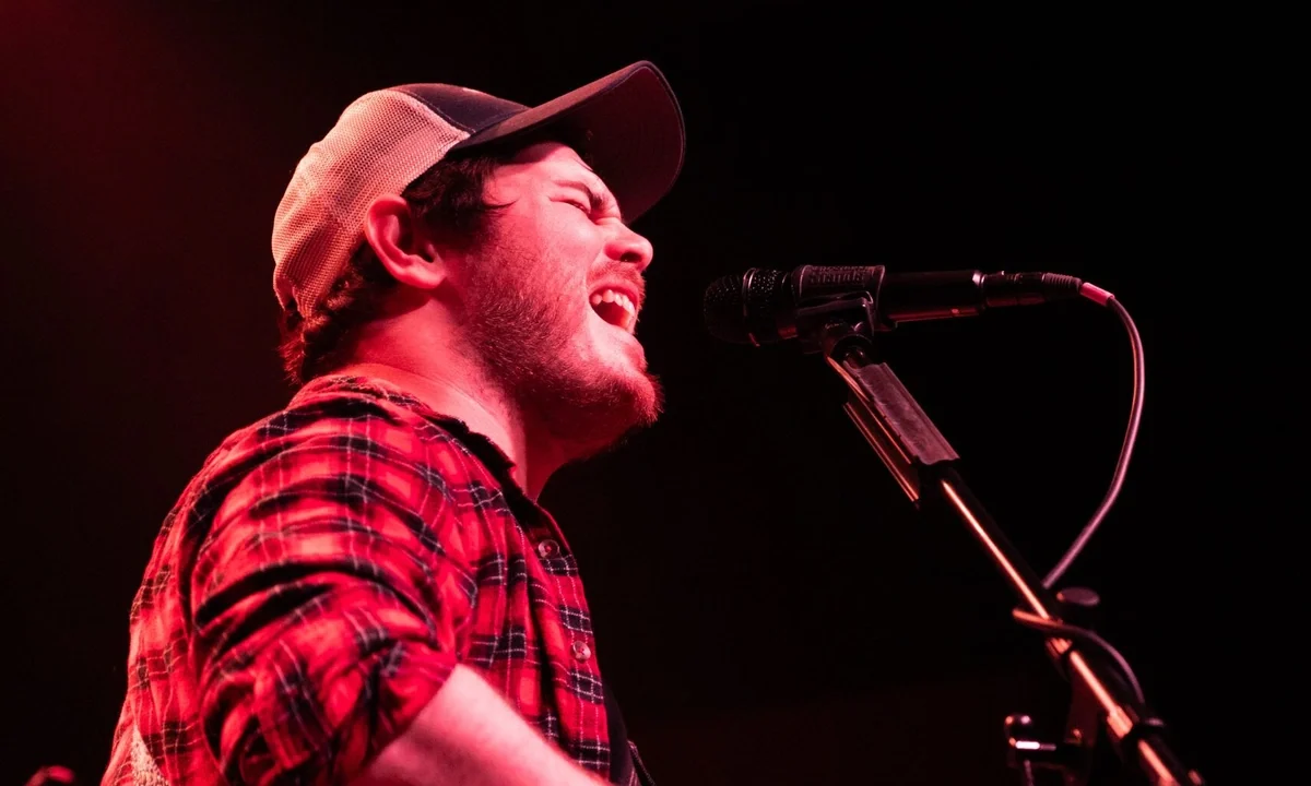 Maybe Magic Enters the Melodic Alt-Rock Conversation as Ryan Sweezey's Sixth Album